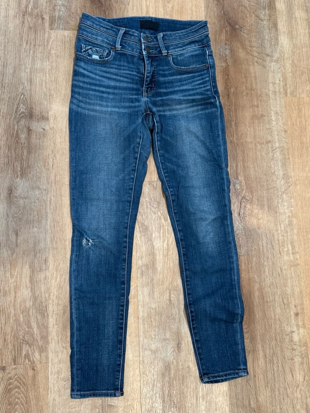 Buckle Dark Wash Skinny Jeans